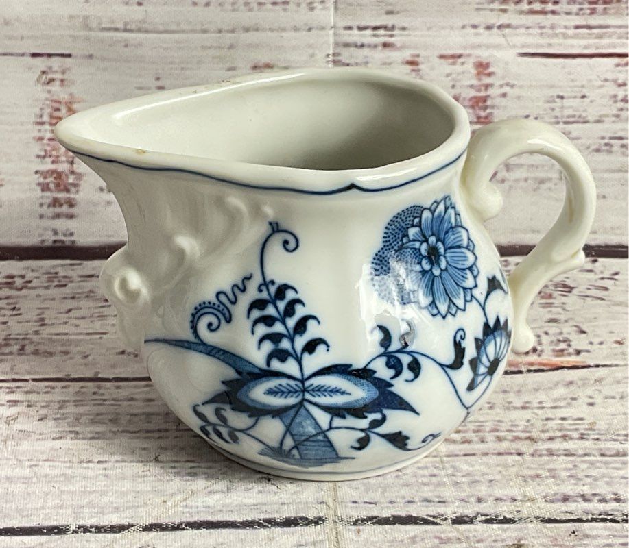 Blue Danube Blue Onion Pattern Porcelain Cup Saucer Creamer Set Blue White