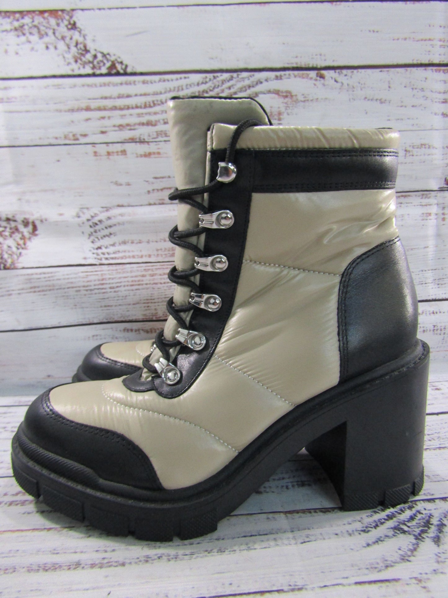 Marc Fisher Mlvania Women's Fashion Winter Boots Size 7