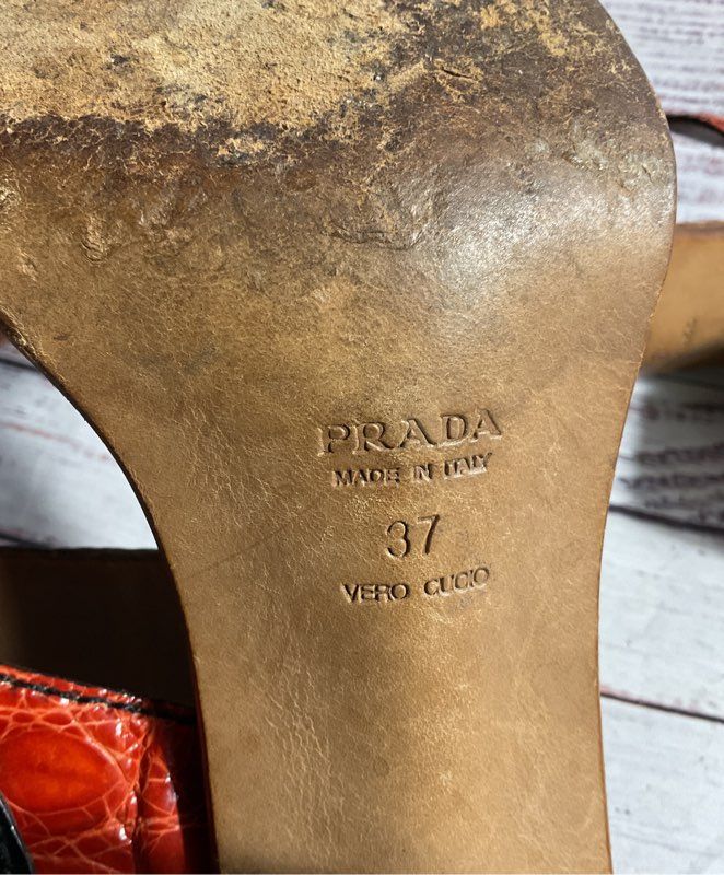Prada Women's Leather Heels Multicolored Strap Croc Embossed Size 37 EU 7 US