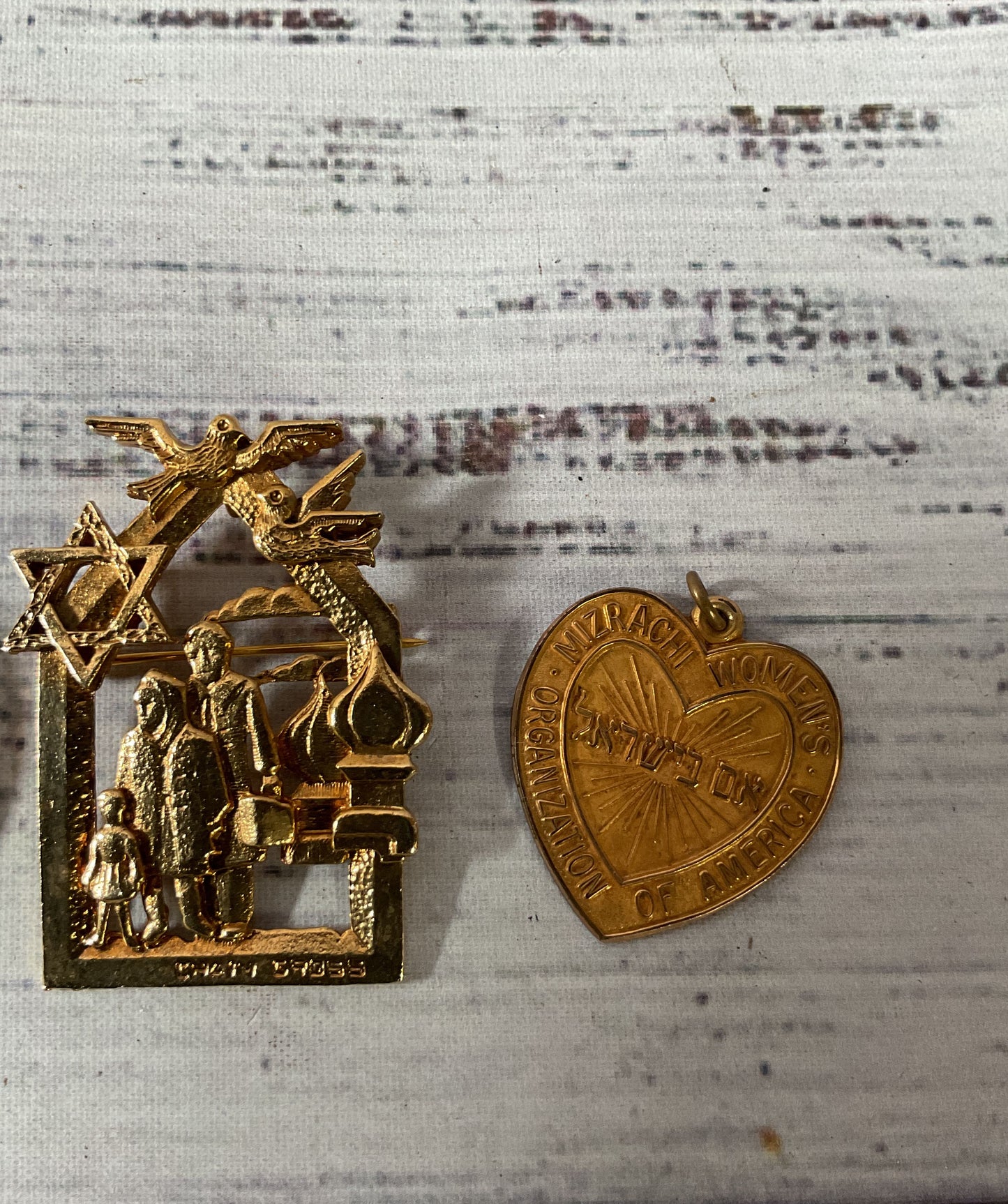 Mizrachi Womens Organization of America 4 Gold Plated Vintage Brooch