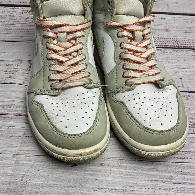 Nike Air Jordan 1 Retro OG High Seafoam Green/Orange Lace Sneaker Women's Size 6