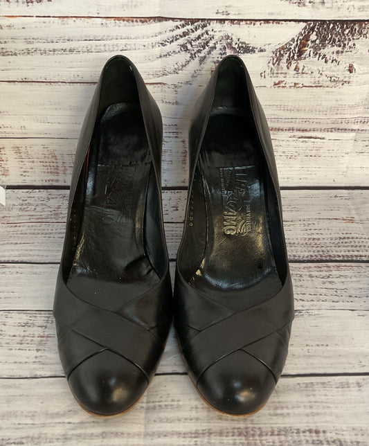 Salvatore Ferragamo Leather Criss Cross Wood Heel Pumps Black 7