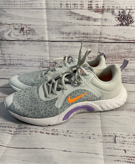 Nike Renew in Season TR11 Training Running Shoes Pure Platinum DA1349–001 Size 9