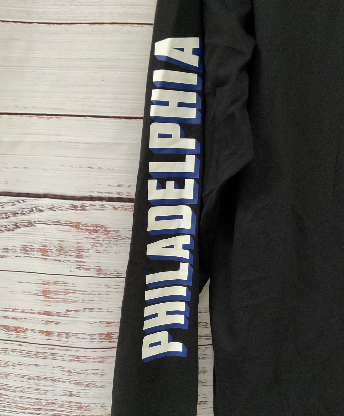 Nike Philadelphia 76ers 2020/21 City Edition Courtside Long Sleeve T-Shirt