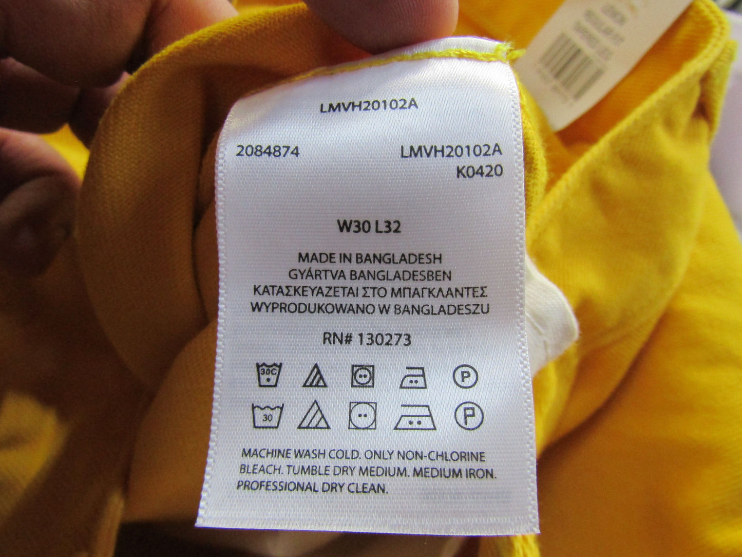 Lee Alife Shop Art Museum Men's Lemon Yellow Denim Jeans Size 30 x 32