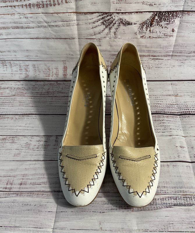 Bruno Magli Women's Tan & White Leather Kitten Heels Size 7.5 B Made in Italy
