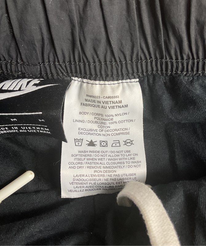 Nike Re-Issues Zip-Through Tracksuit Olive Green M