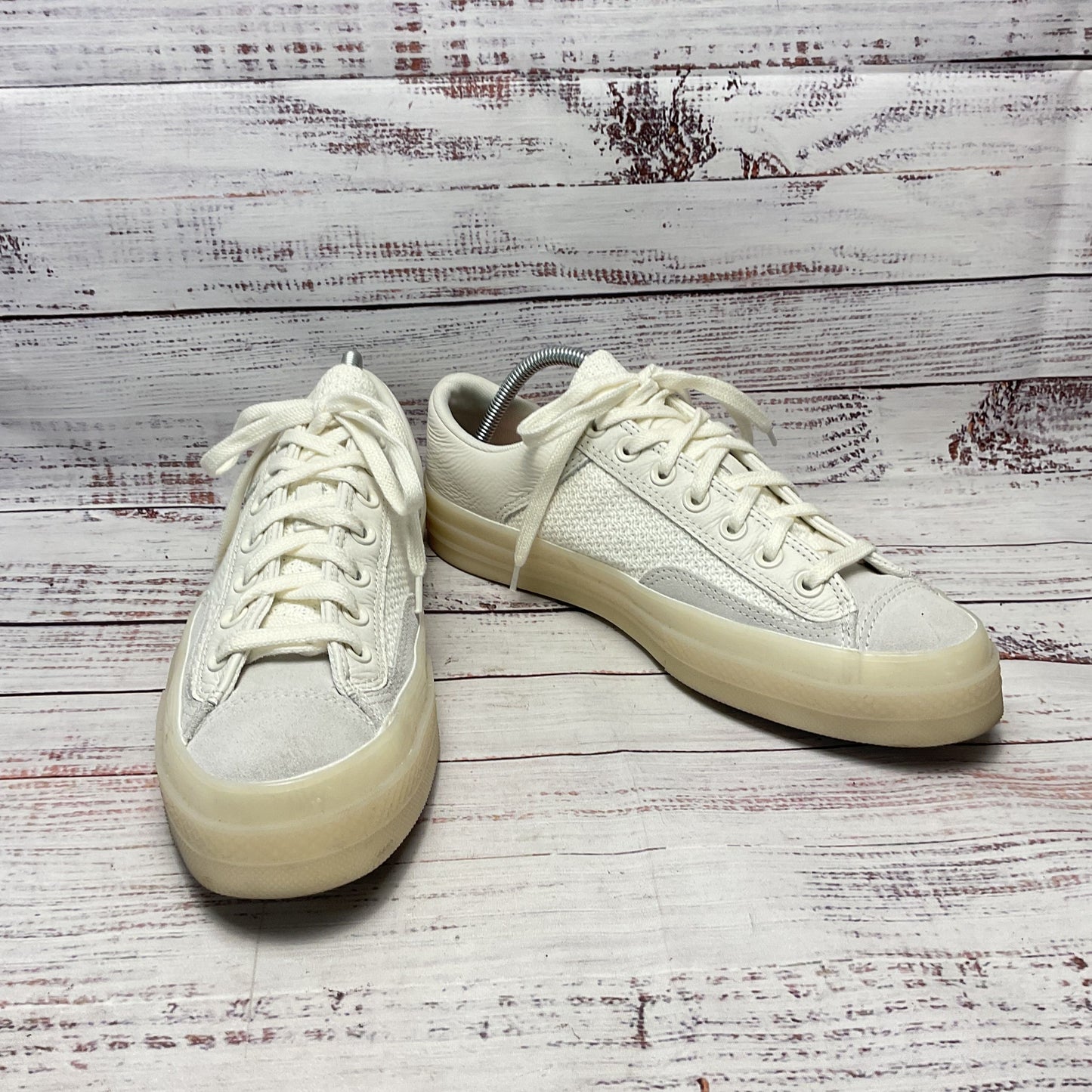Converse Chuck 70 White Sneaker Shoe Men 8.5 Women 10