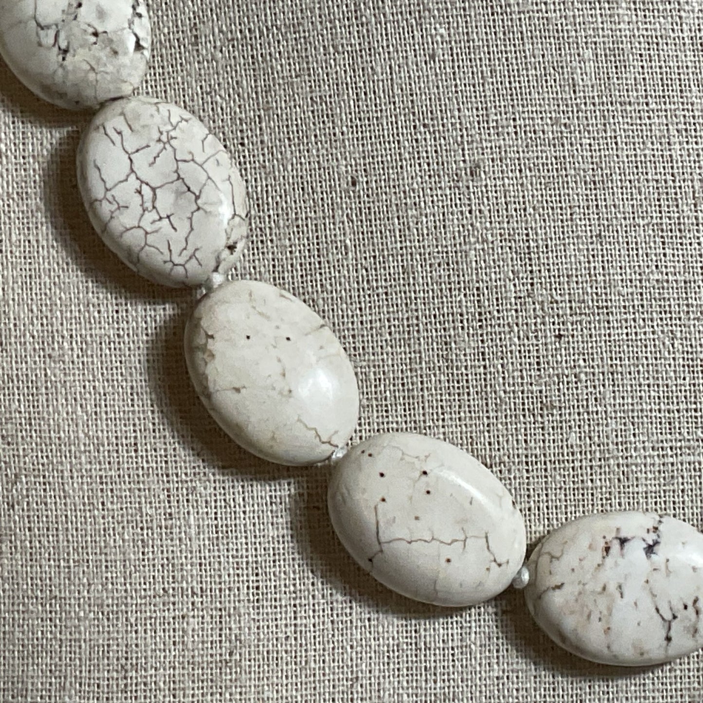 24.5mm Magnesite 22" Beaded Necklace