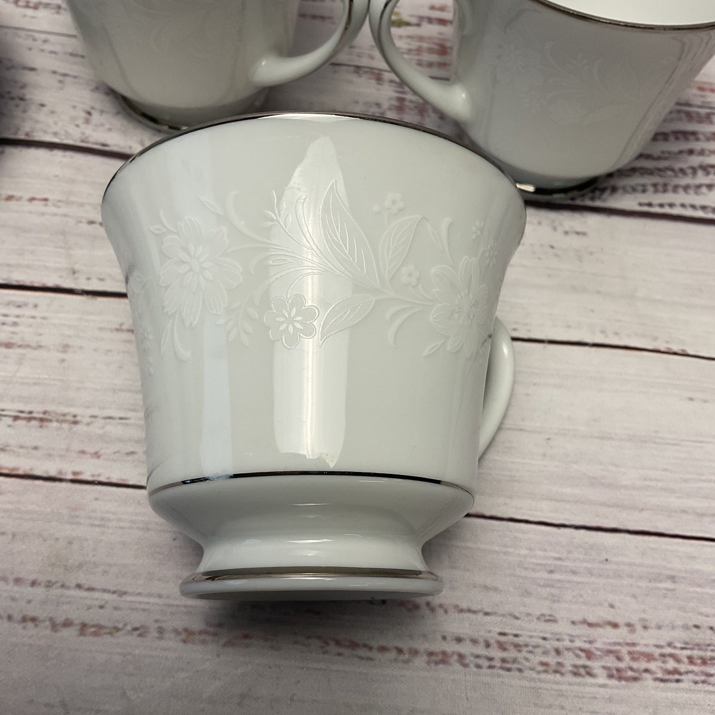 Noritake Ranier 6909 Floral Design Platinum Rim Cups & Saucers 6 Pieces Set Of 3