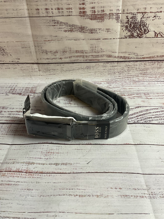 Hugo Boss Black Belt New in Packaging - Size 42"