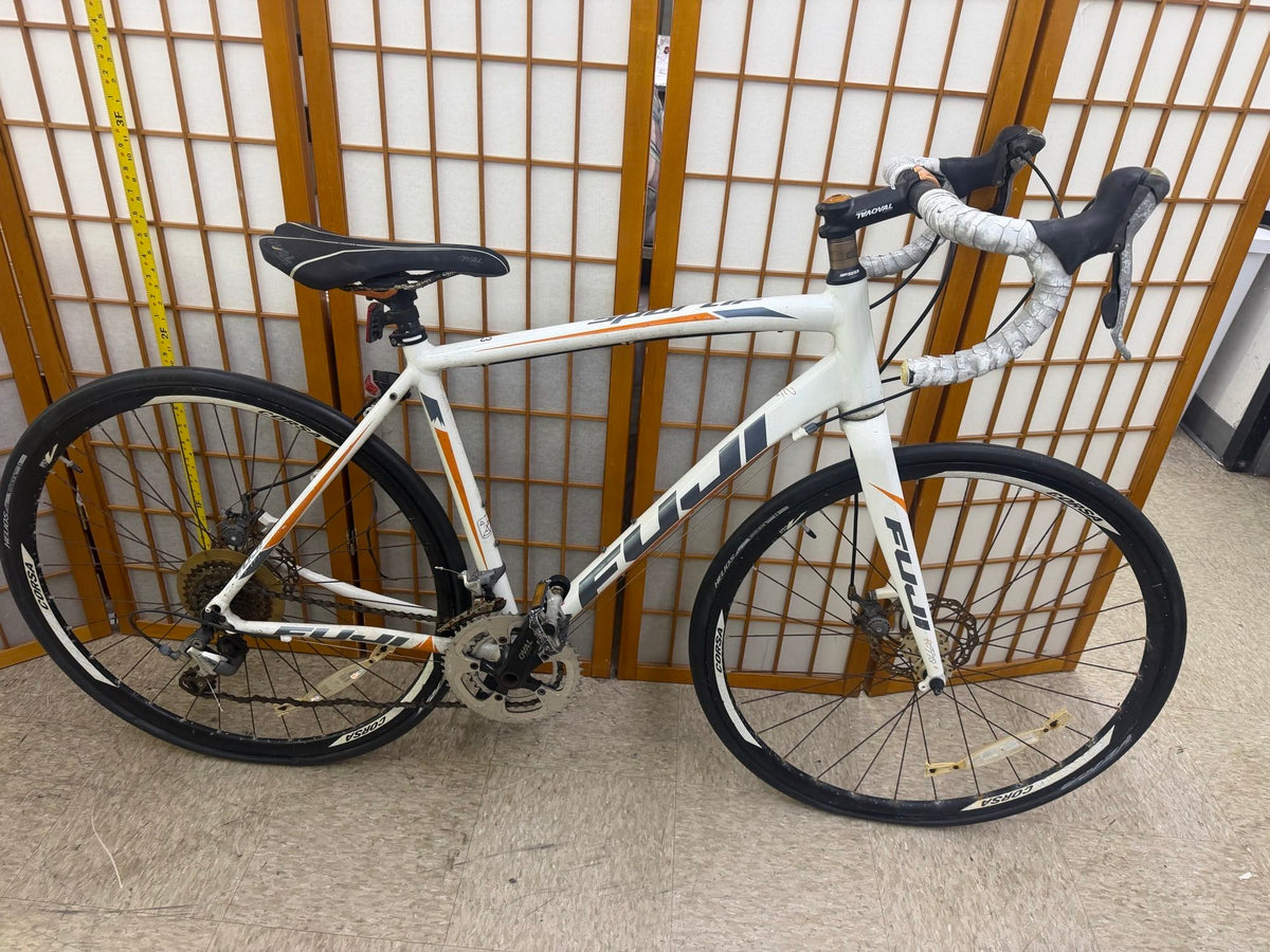 Fuji White Steel Bike Pick Up Only