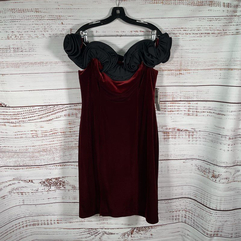 NWT Aidan Mattox Ruffled Off Shoulder Burgundy Red Velvet Mini Dress - Size 14