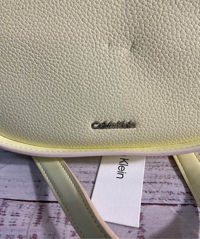 NWT Calvin Klein Endive Faux Leather Willow Crossbody Women's
