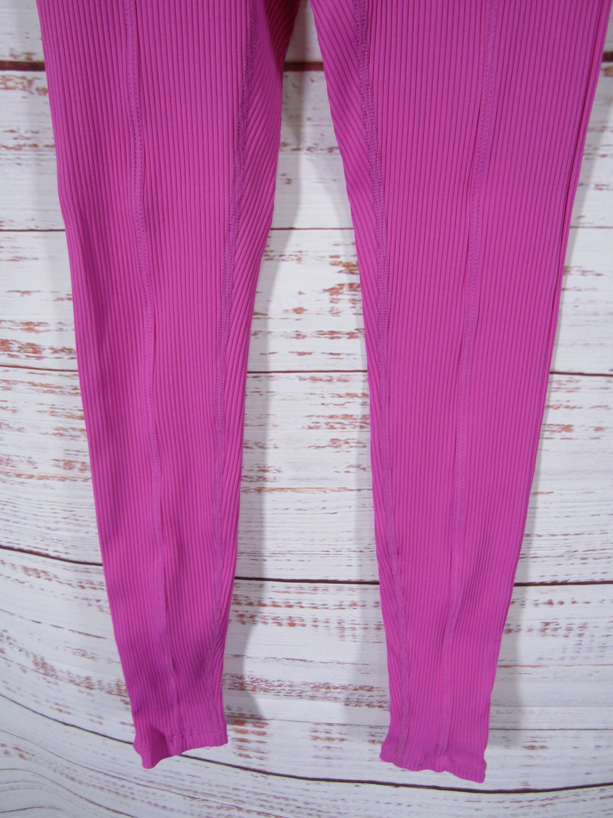 Year of Ours Rose Violet Outdoor Leggings Size M