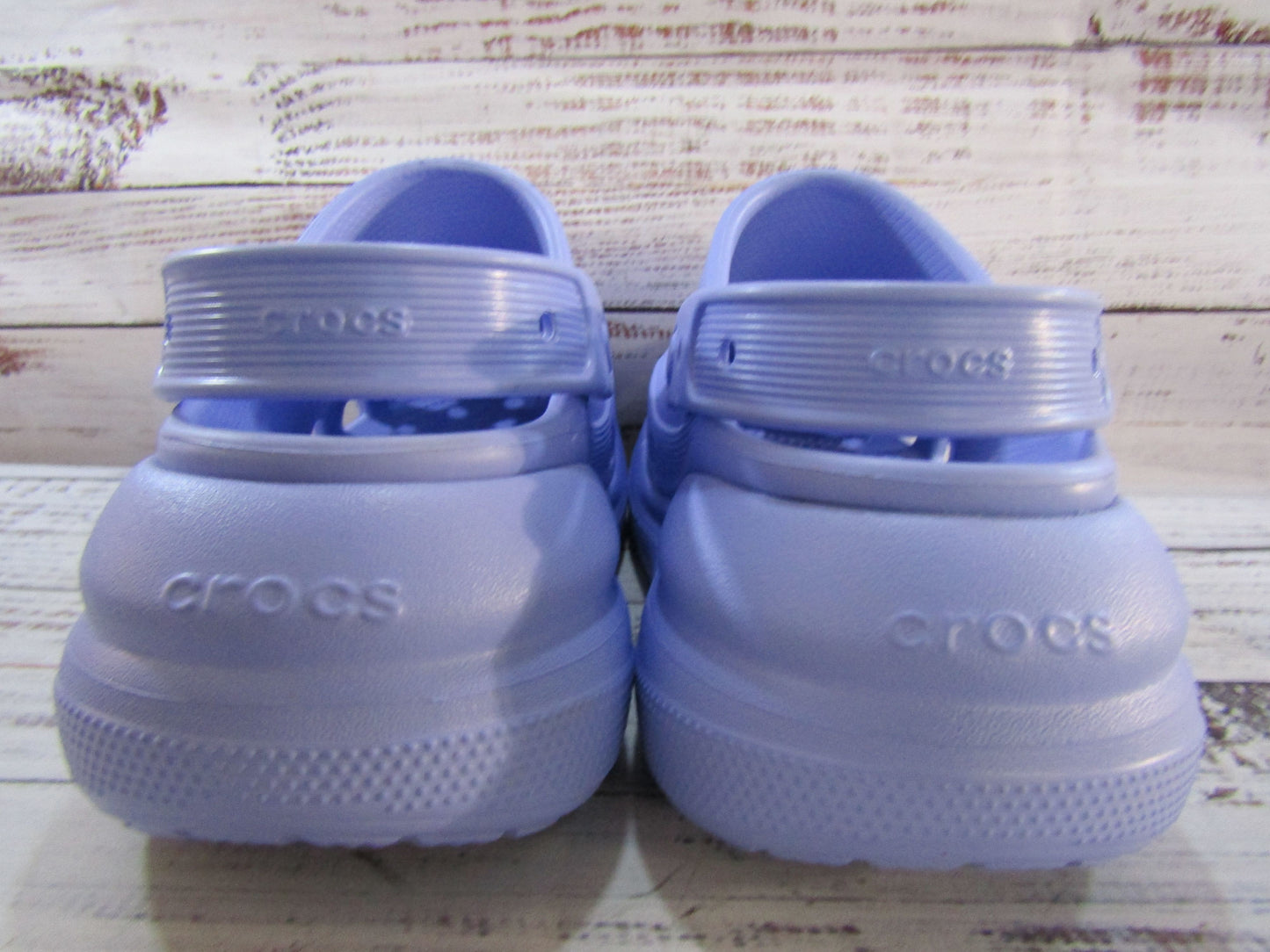 Crocs Classic Crush Women's Lavender Slip-On Sandals Size 9