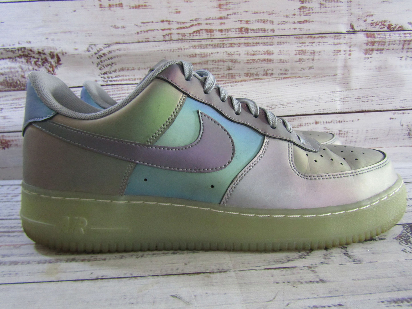 Nike Air Force 1 '07 LV8 Men's Iridescent Low Top Sneakers Size 12 718152-019