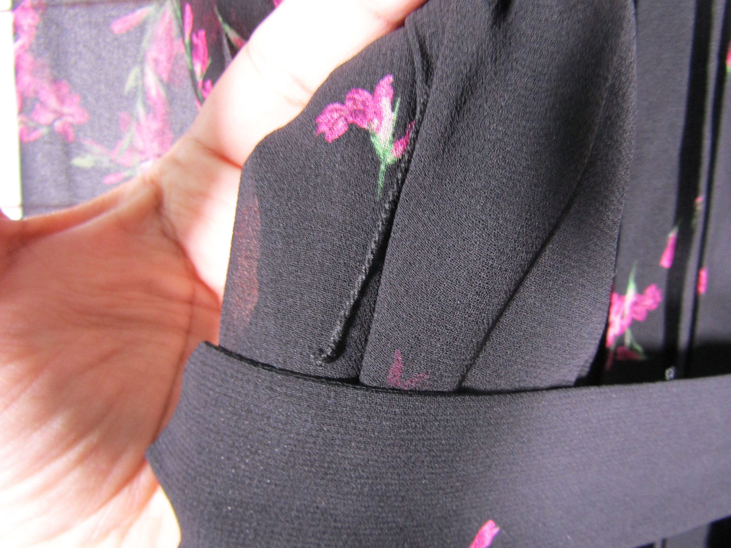 Ted Baker Seffie Women's Black Floral Pleated Chiffon Dress Size 4