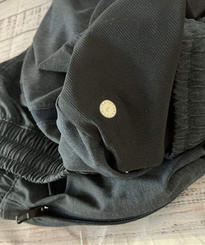 Men's Lululemon Blue Jogger Shorts Size L