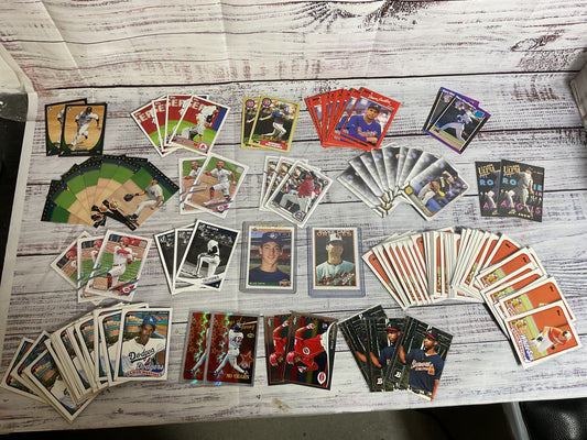 196 MIXED LOT of Rookie, Draft, Bowman, Cards