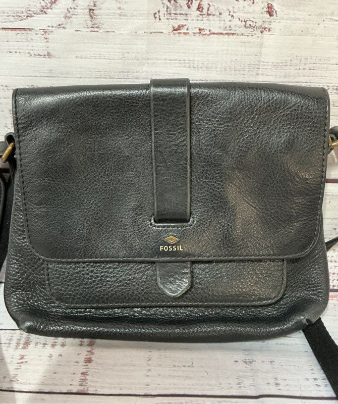 Women's Fossil Black Leather Crossbody Handbag