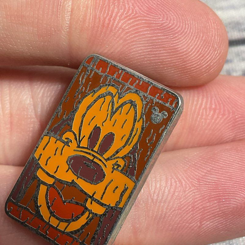 Disney Goofy Character Tiki Face Dlr Hidden Mickey Pin 4 Of 5