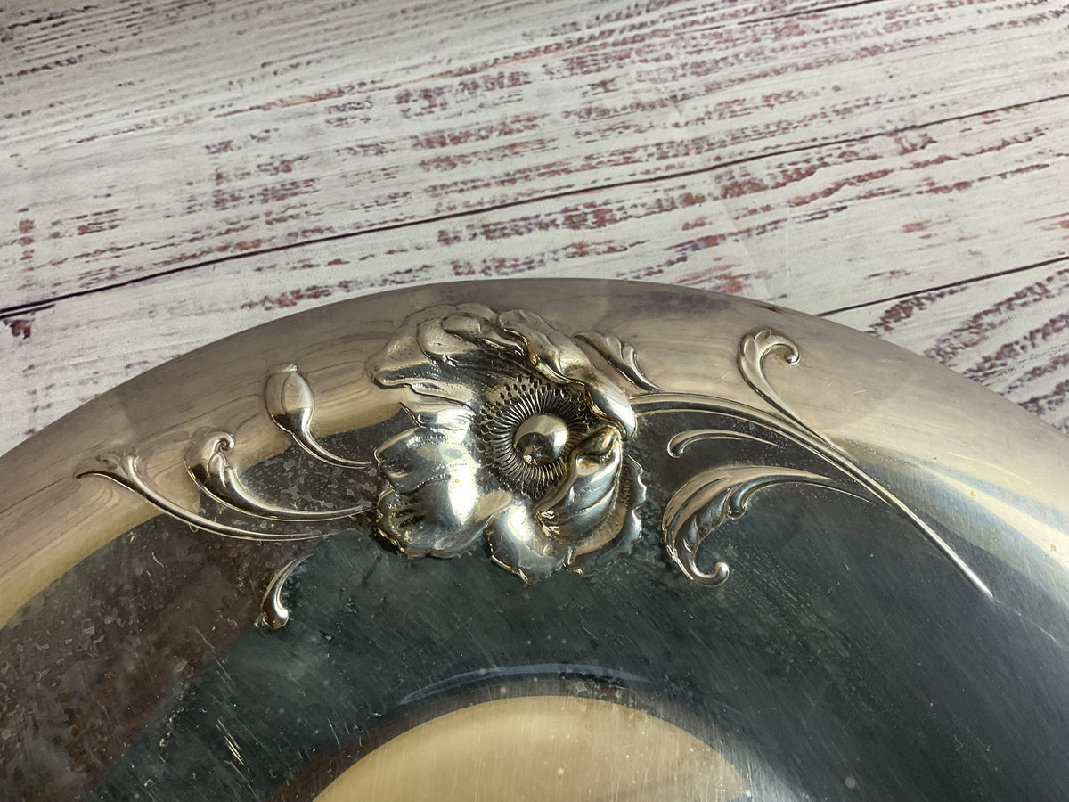 VTG. ONEIDA Community LTD "Gala" Repousséd Floral 12" Plate