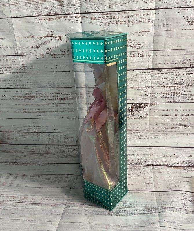 Walt Disney's Sleeping Beauty Disney Exclusive Classic Doll Collection 88003