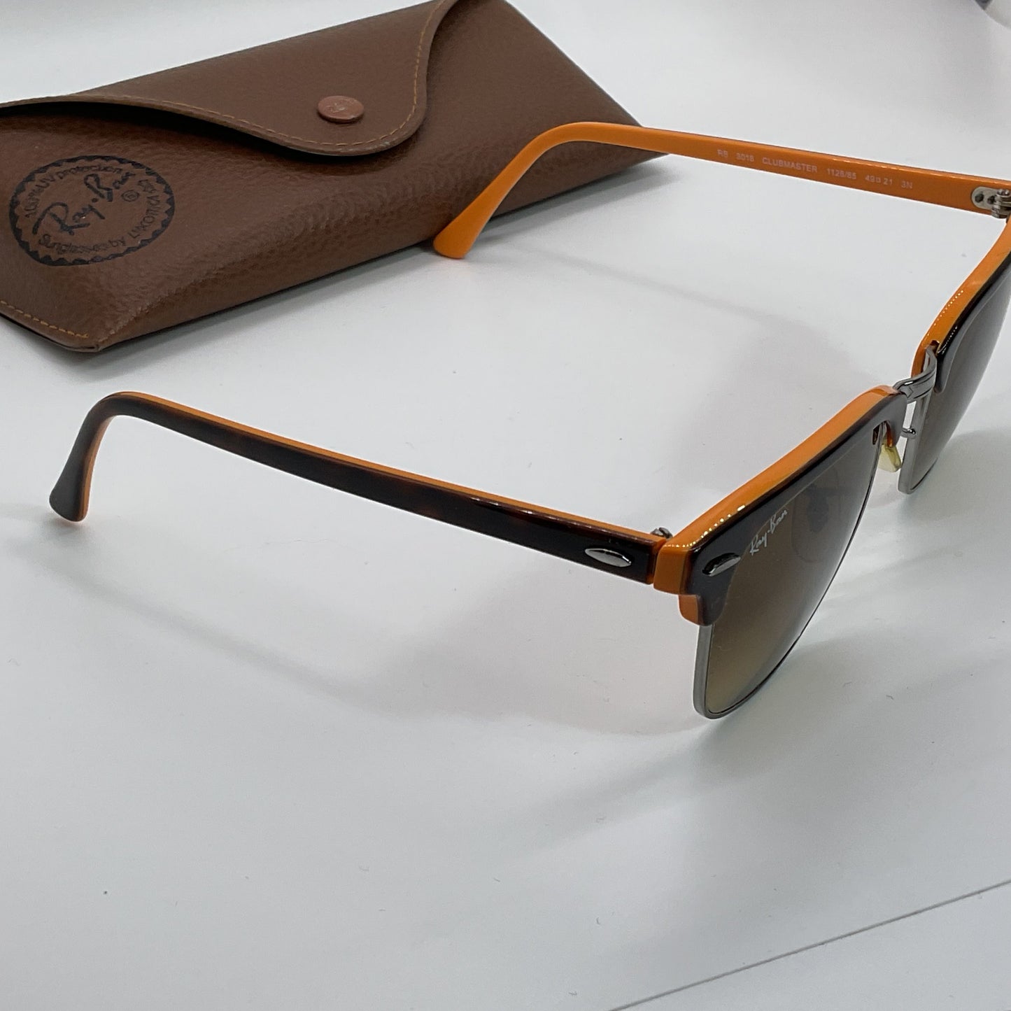 RAY-BAN RB3016 1126/85 Clubmaster Women's Orange Sunglasses with Case 49[ ]21