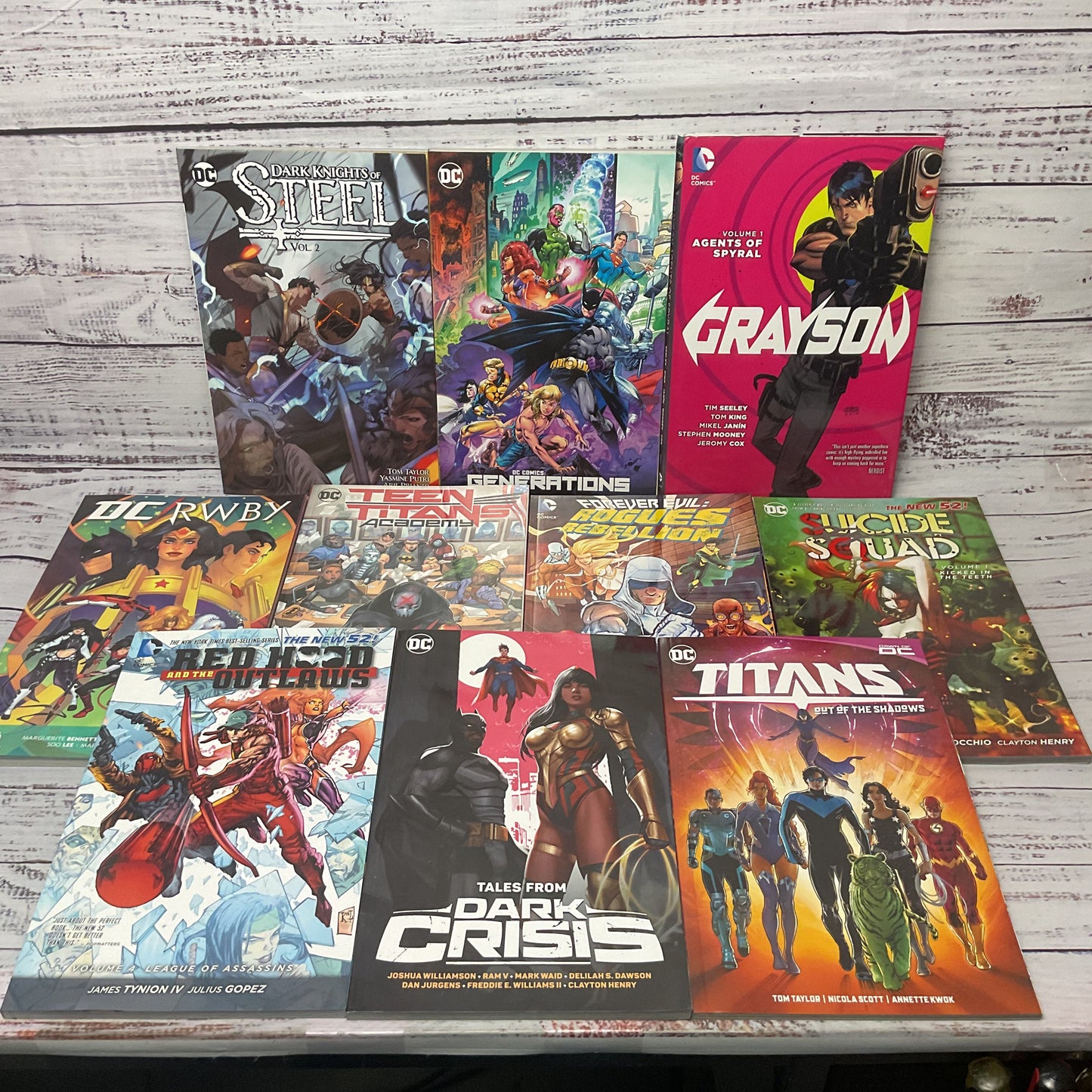 DC Comics Justice League Teen Titans Various Heroes Lot Of 10