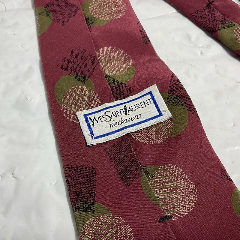 VTG. Yves Saint Laurent Burgundy Abstract Geometric Print Silk Tie - Size 55 in.