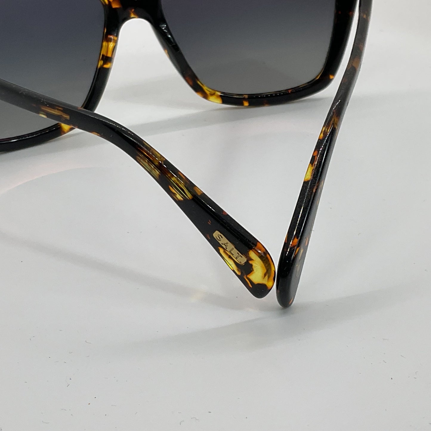 SALT Alycia Women's Brown Tortoise Sunglasses- 56[ ]16 138