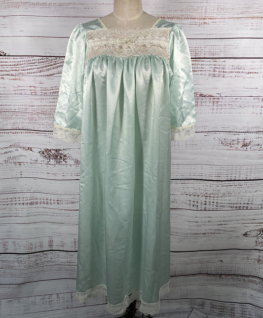 Christian Dior Vintage Lace Lined Nightgown Green
