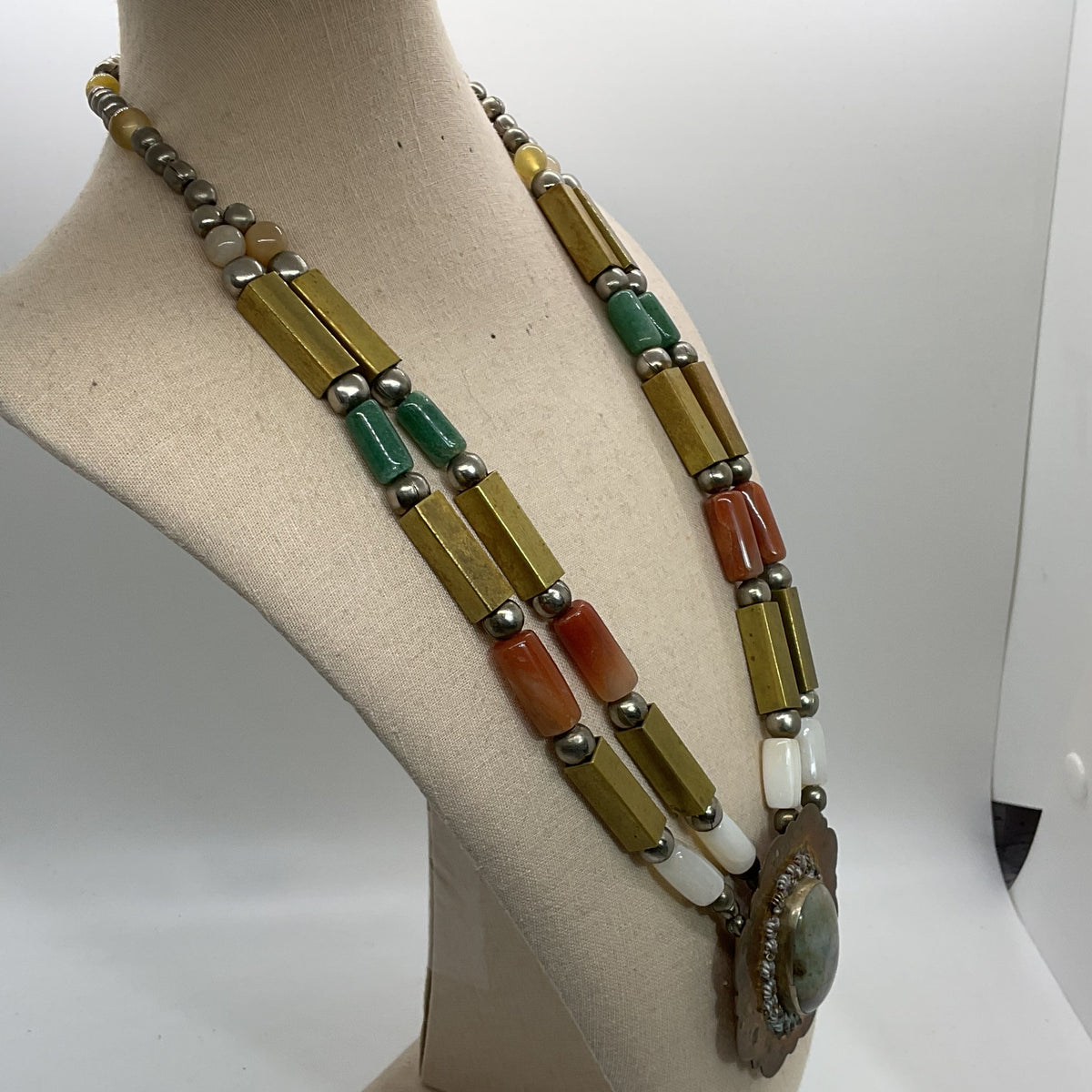 VTG. Artisan Brass and Silver Tone Multi Color Jade & Agate Beaded Necklace- 24"