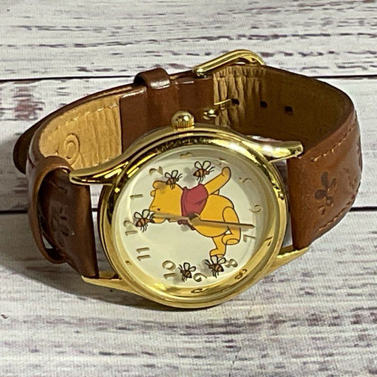 VTG. DISNEY Time Works Rotating Bees Seconds Winnie the Pooh Watch