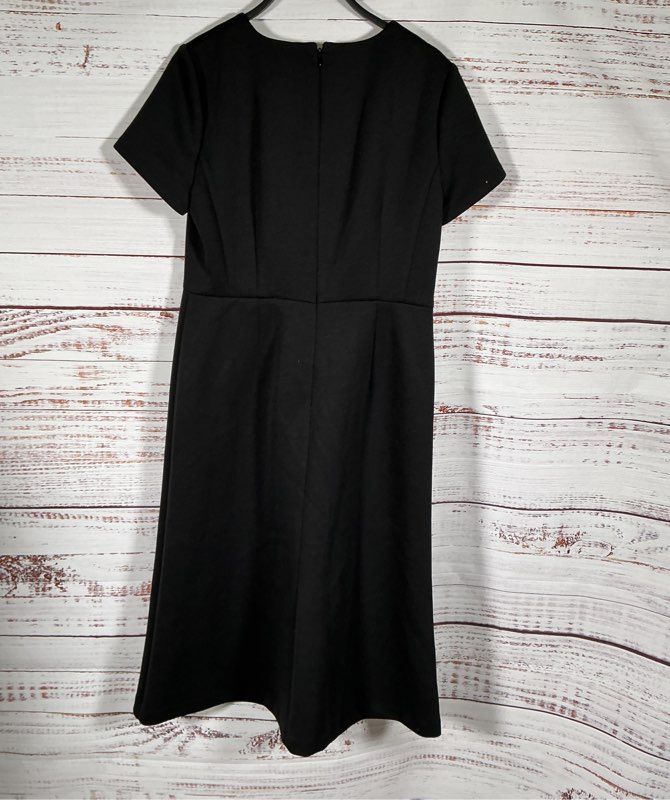 NWT Ann Taylor Short Sleeve Black Dress Size 8