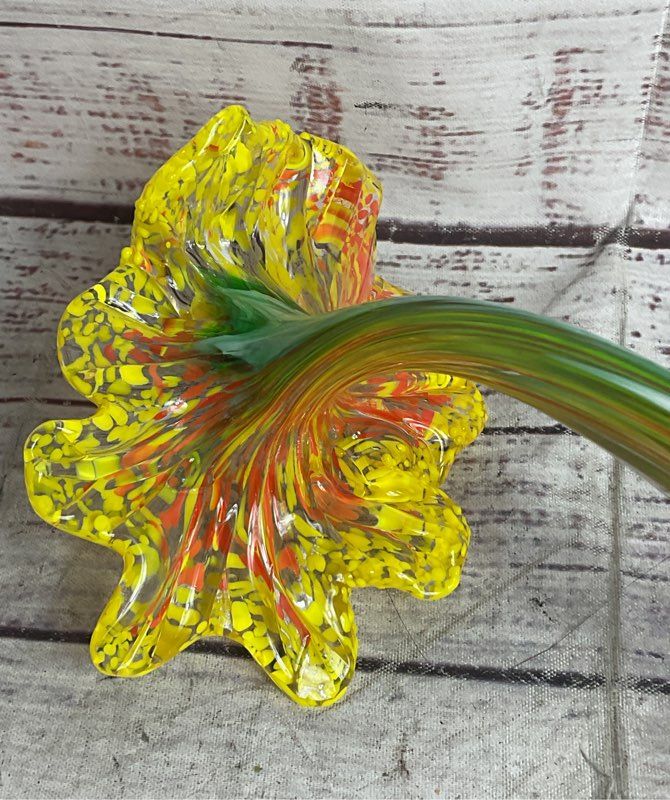 Modern Handblown Moreno Style 15" Art Glass Lily Flower Yellow