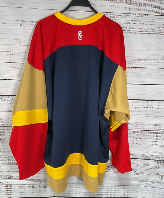 NWT Men's Nike Golden Warriors Jersey Size XL
