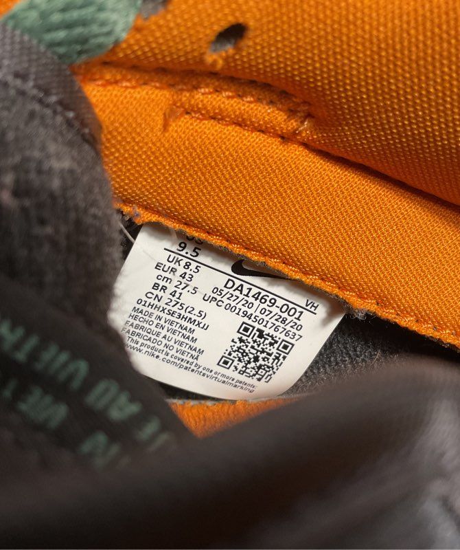 Nike Dunk Low Suede Ceramic Limited Edition Rare Classic DA1469-001 Size 9.5