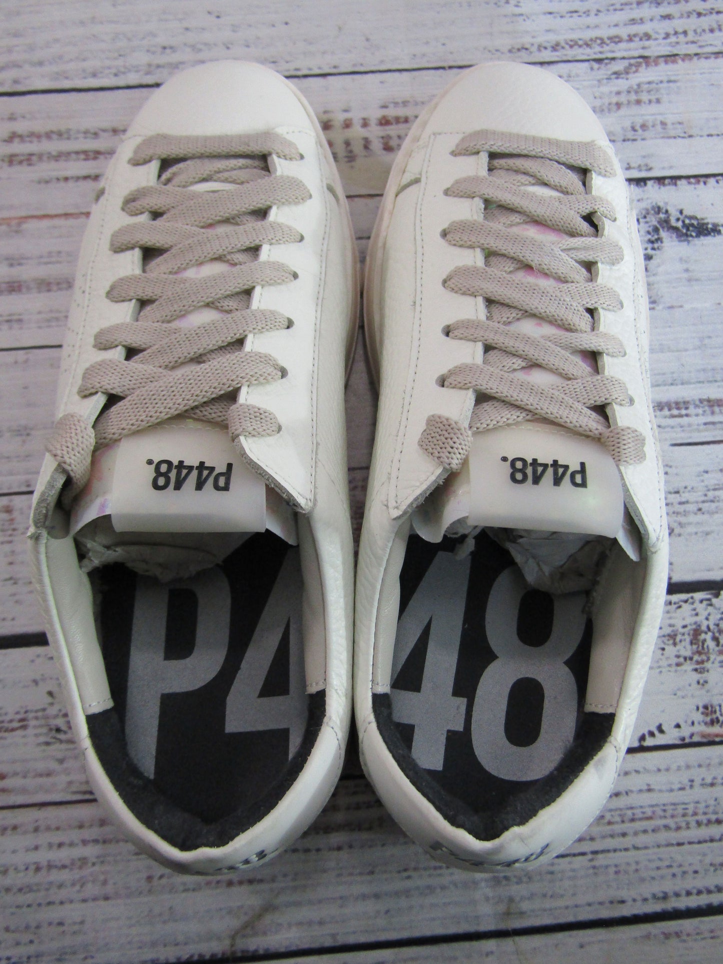 P448 John Women's White Leather Low Top Sneaker Size 8