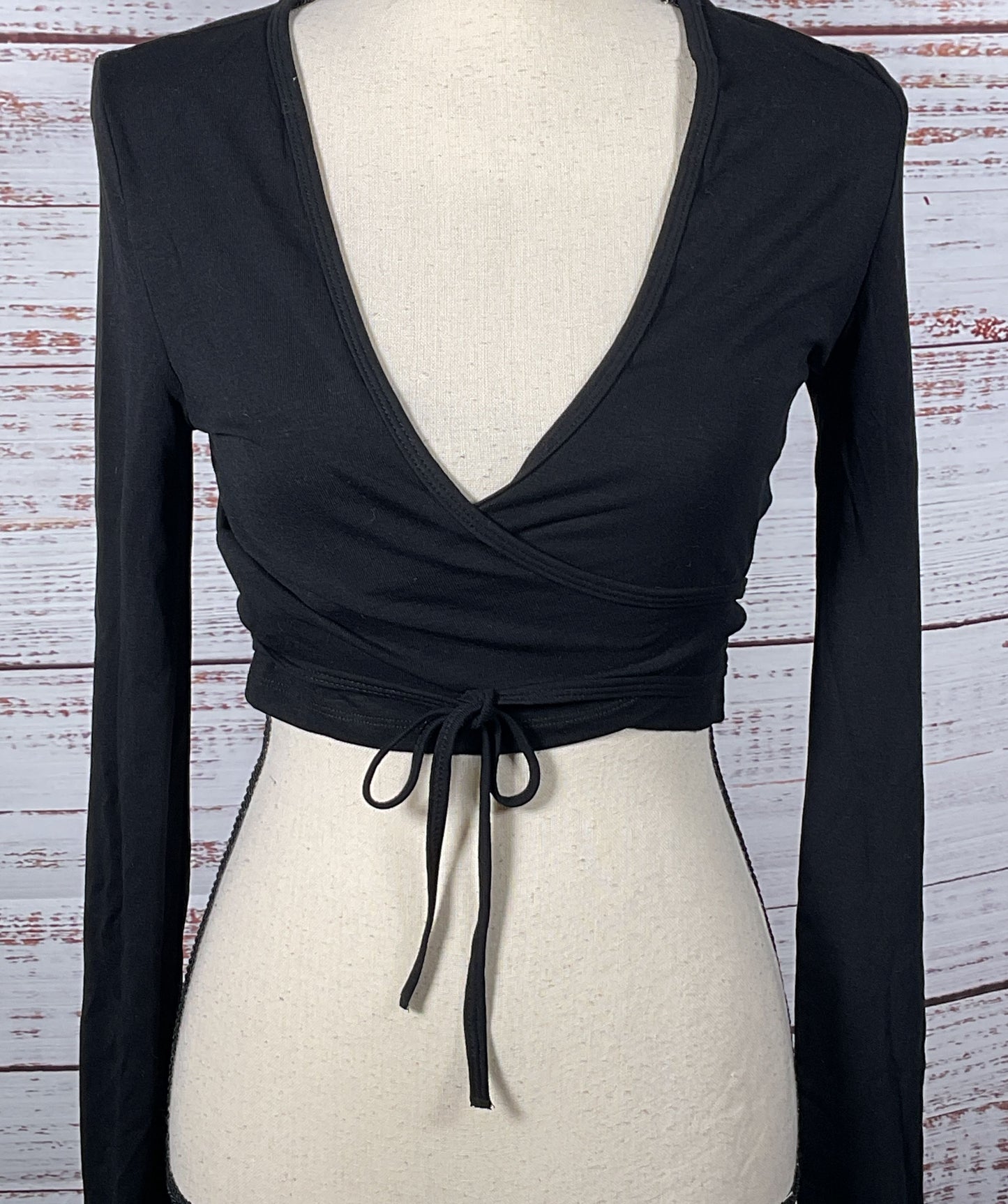 Adanola Wrap-Around Crop Top Black S