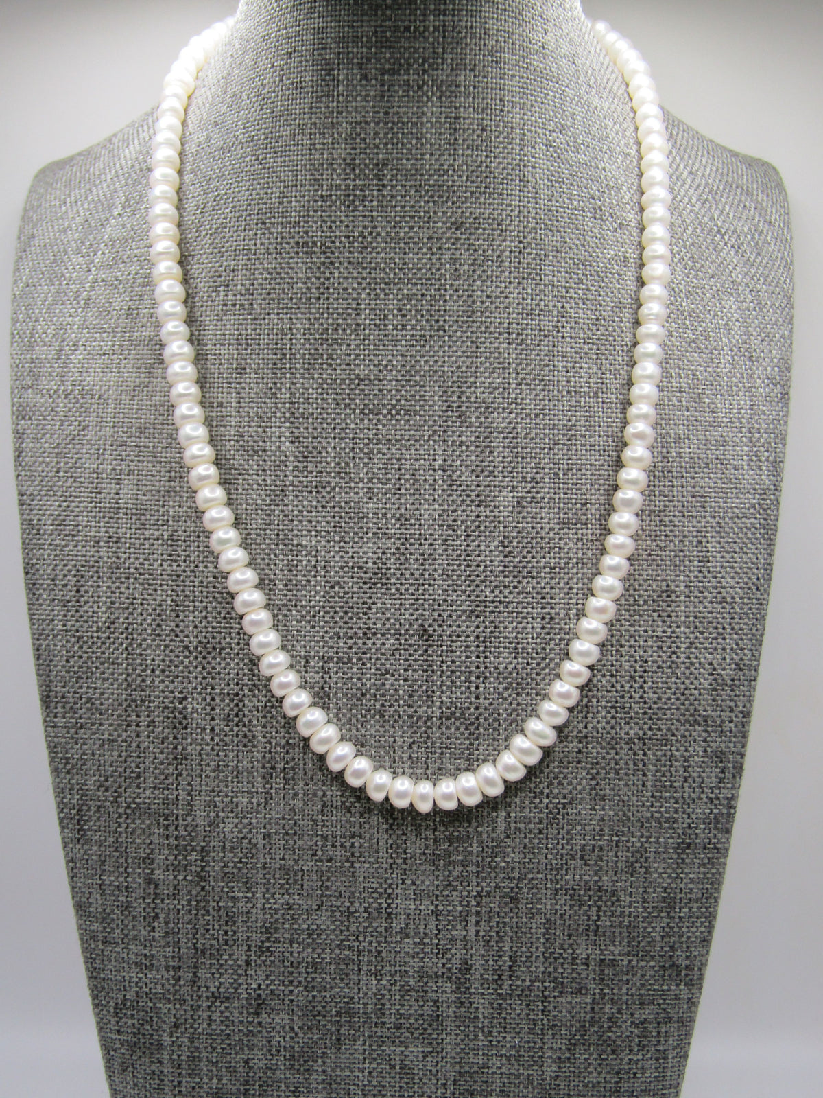 Michael Anthony Freshwater Pearl Necklace With 10k Yellow Gold Clasp
