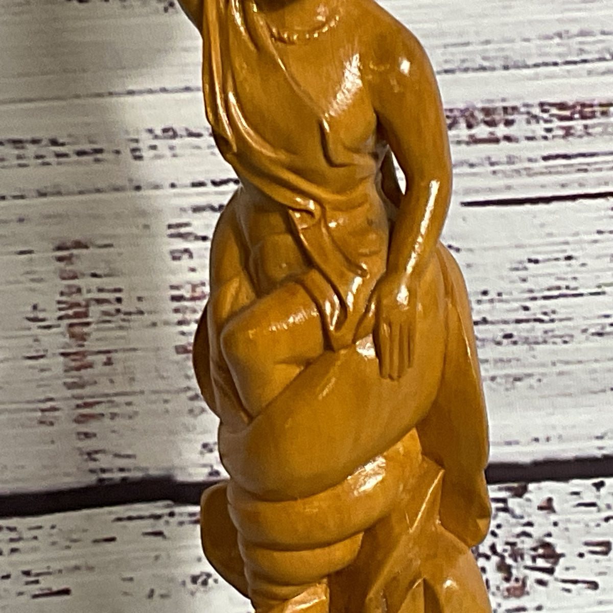 VTG./ANTIQUE Carved Boxwood Chinese Woman with Lily Pad- 7.25"