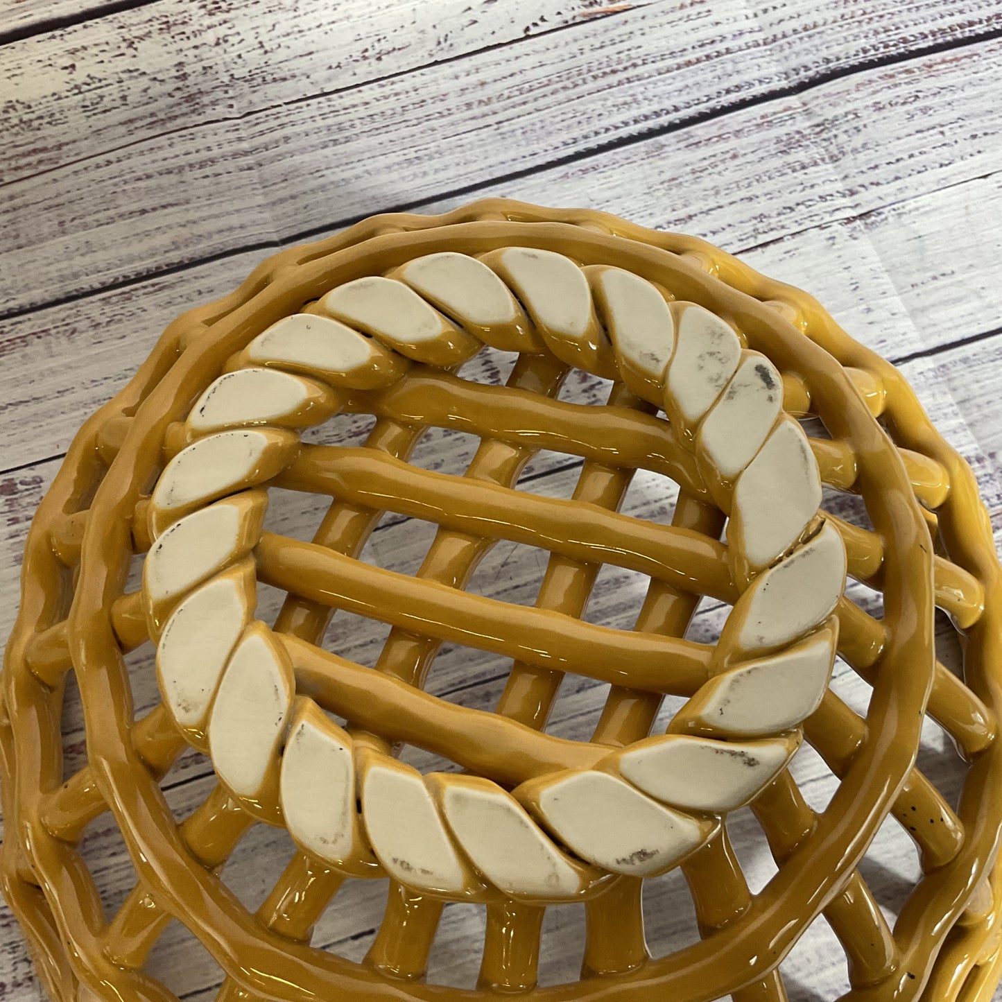 VTG. Yellow Ceramic Lattice Weave Decorative Bowl- 10.75"