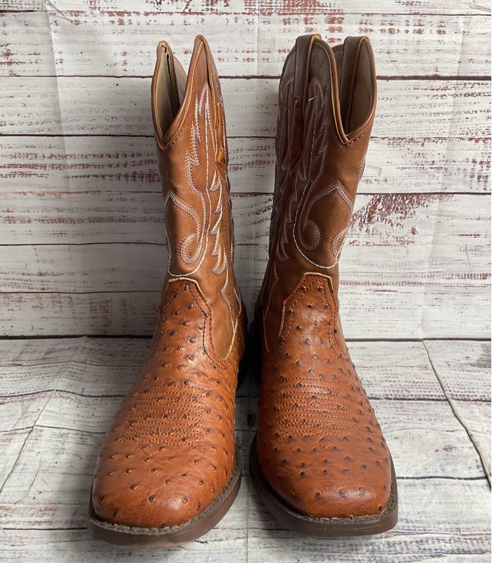 Roper Men's Ostrich Embossed Western Boots Brown 7
