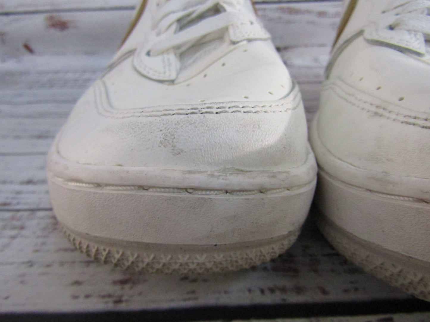 Nike Nike Gamma Force White Athletic Shoe Women 9