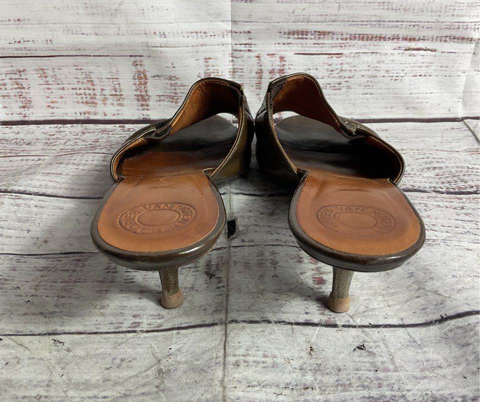 Dries Van Noten Leather Peep Toe Kitten Heels Olive Green 36.5