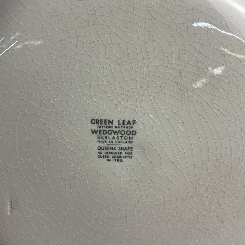Wedgwood Green Leaf Tk436 Round 12" Chop Plate Platter