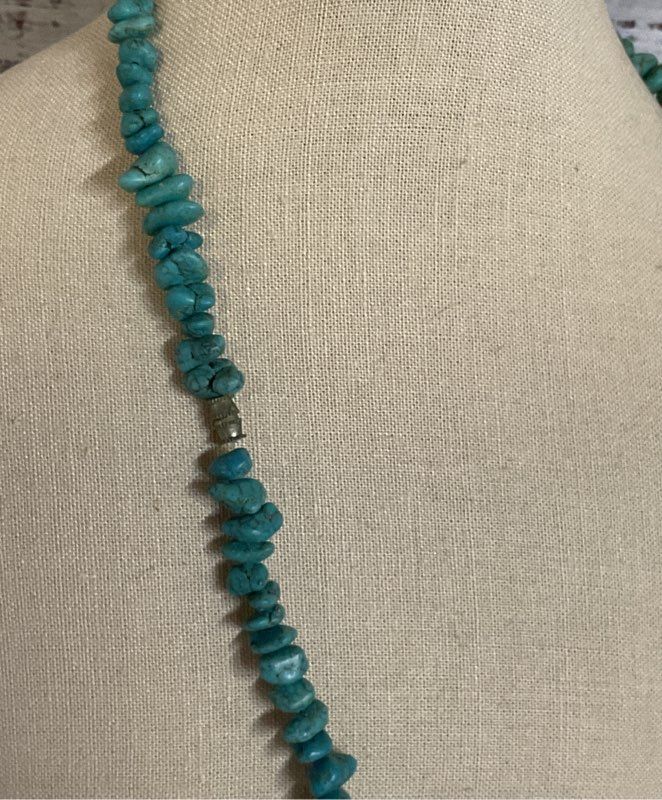 TURQUOISE Beaded Vintage Necklace