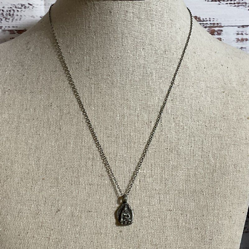 Sterling Silver Tibetan Buddha .75" Pendant 19" Necklace- 4.59g